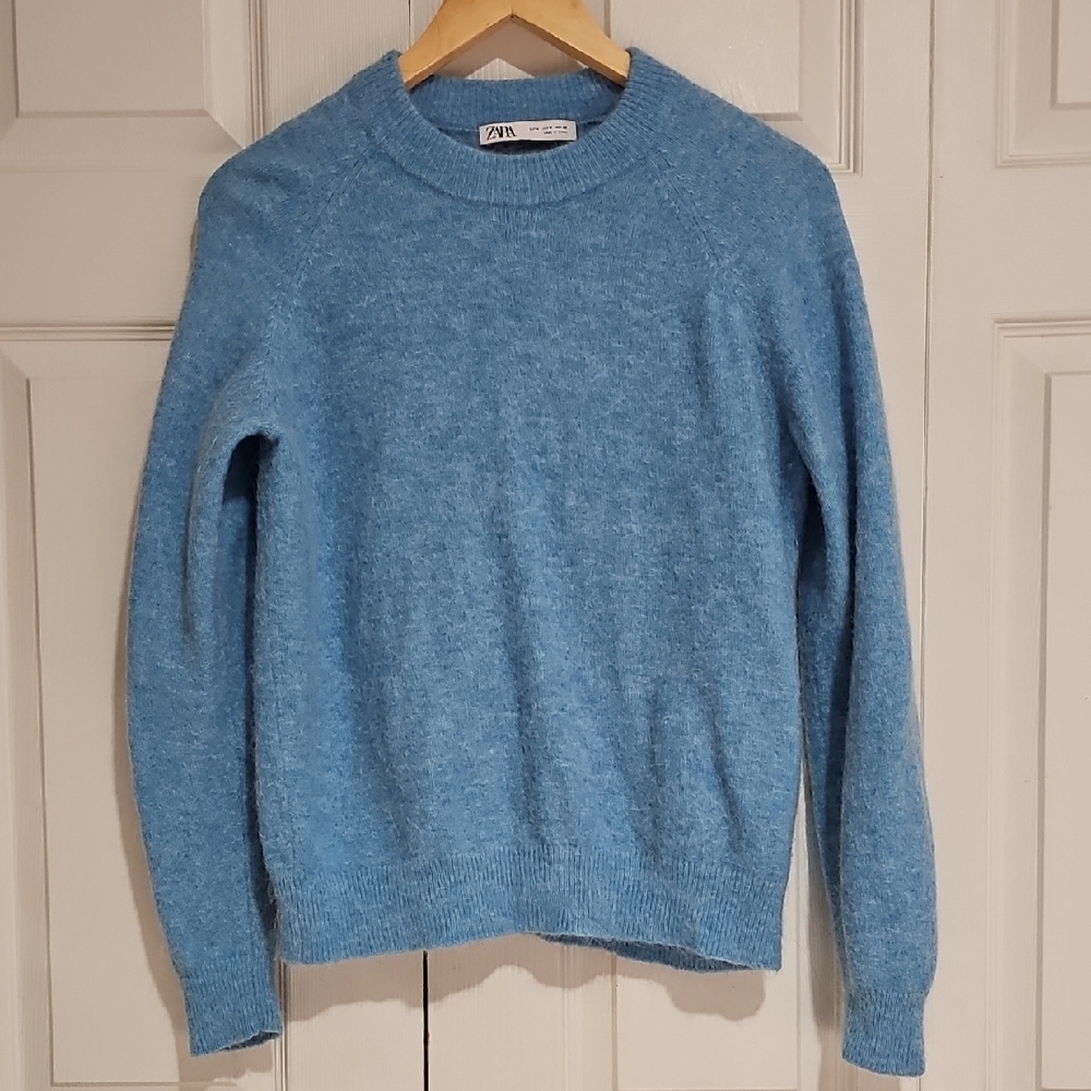 ✨ Zara Soft Blue Fuzzy Knit Sweater | Cozy Minimal ✨